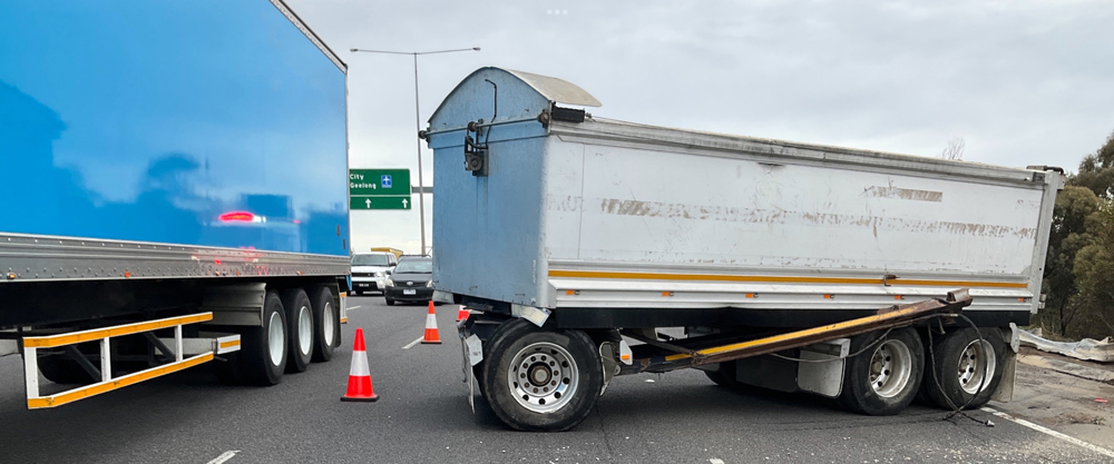 Example of trailer drop accident