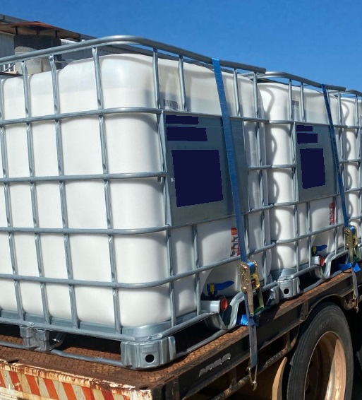 The load of around 2 tonne was placed behind the headboard of the rigid heavy vehicle.